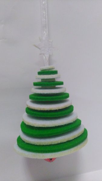 Подвеска Діамантові ручки Елка Круг 3D зелено-белая 20 см 125137