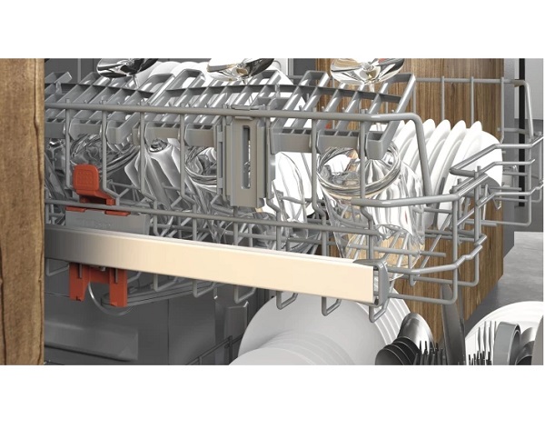 Вбудовувана посудомийна машина Hotpoint H2I HD526 A