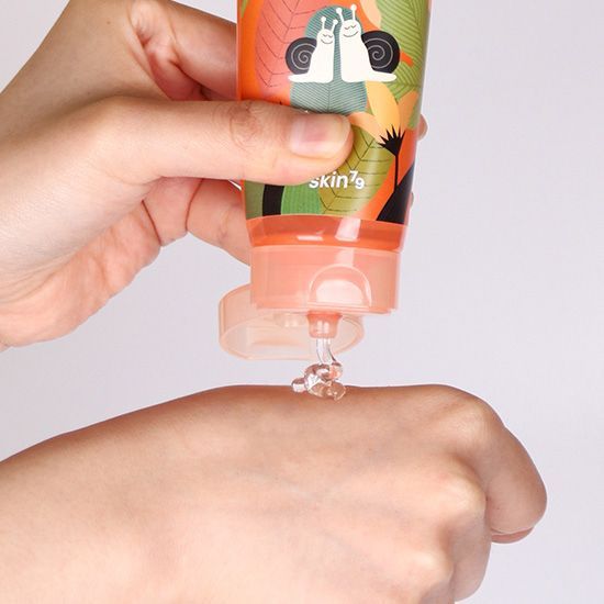 Гель Skin79 Natural Snail Mucus Soothing Gel с муцином улитки 100 г