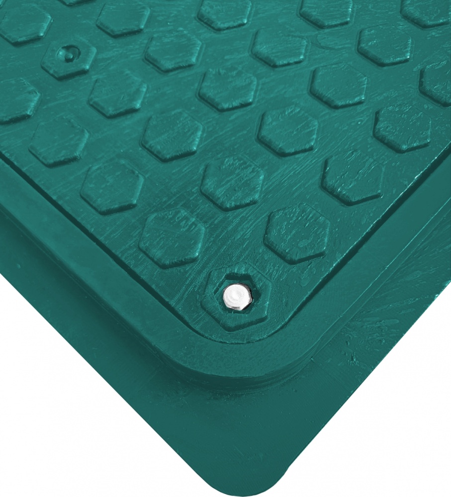 Люк канализационный POLYMERGRAD 715x715 мм A15 с замком зеленый