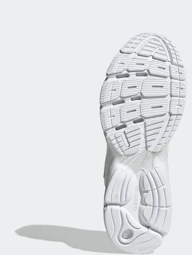 Кроссовки Adidas HR0781 р.40 бежевый