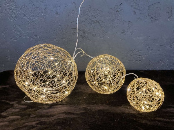 Декорация новогодняя шары декоративные с гирляндой 10 см 