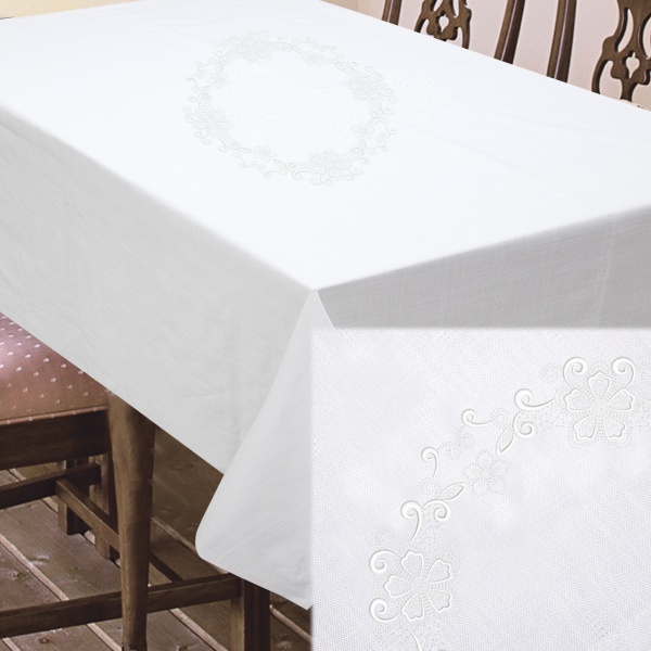 Скатерть с вышивкой 150x150 см белый с рисунком 