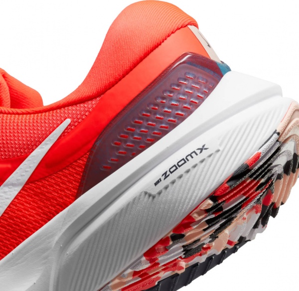 Кроссовки Nike AIR ZOOM VOMERO 16 DA7245-601 р.44,5 красный
