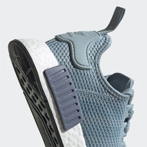 Кроссовки Adidas NMD R1 W BD8030 р.6,5 бирюзовый