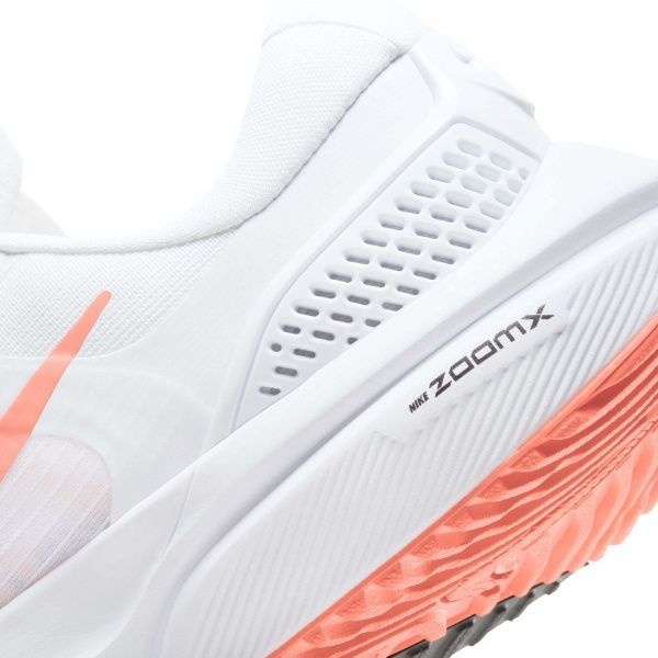 Кроссовки Nike Air Zoom Vomero 15 CU1856-102 р.US 7 белый