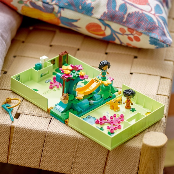 Конструктор LEGO ǀ Disney Princess Магічні двері Антоніо 43200