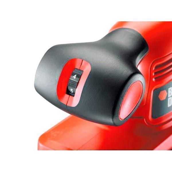 Віброшліфмашина Black+Decker KA320EKA