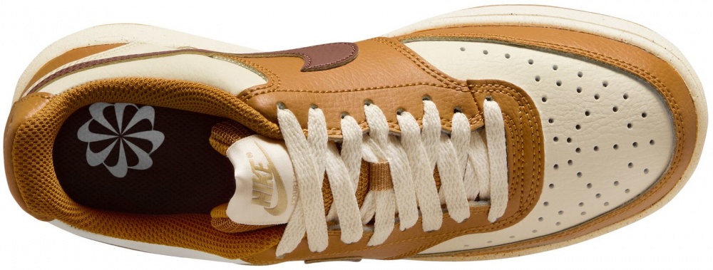 Кросівки Nike Court Vision Low Next Nature DH3158-701 р.36,5