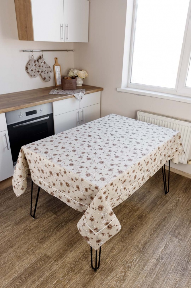 Скатерть Сappuccino с кантом Цветы 133x180 см Прованс