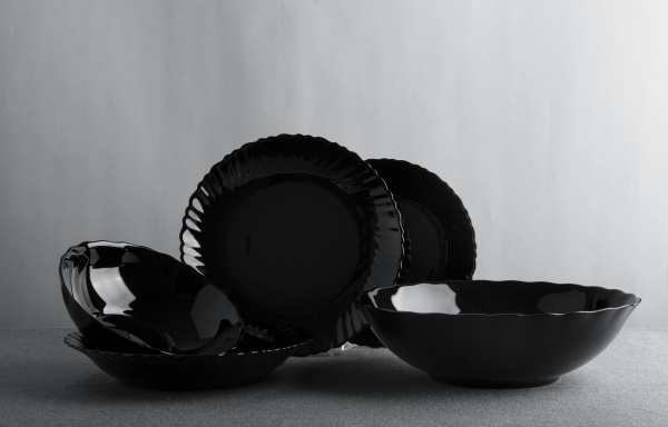 Тарілка супова Black Wave 215 мм Vittora