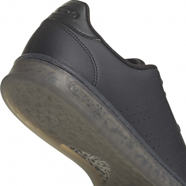 Кросівки Adidas ADVANTAGE H00570 р.UK 12 чорно-синій