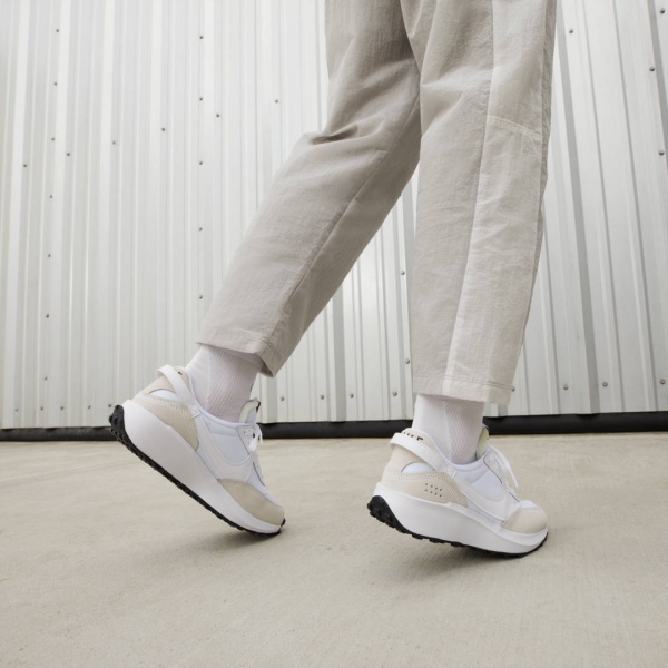 Кроссовки Nike Waffle Debut DH9523-100 р.US 7,5 белый