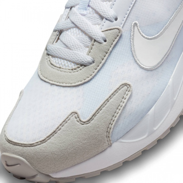 Кроссовки Nike NIKE AIR MAX SOLO DX3666-003 р.42,5 белый