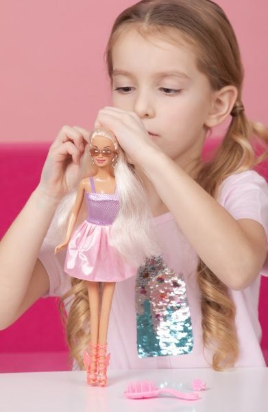 Набор с куклой Ася 28 см блондинка Модные прически 35119