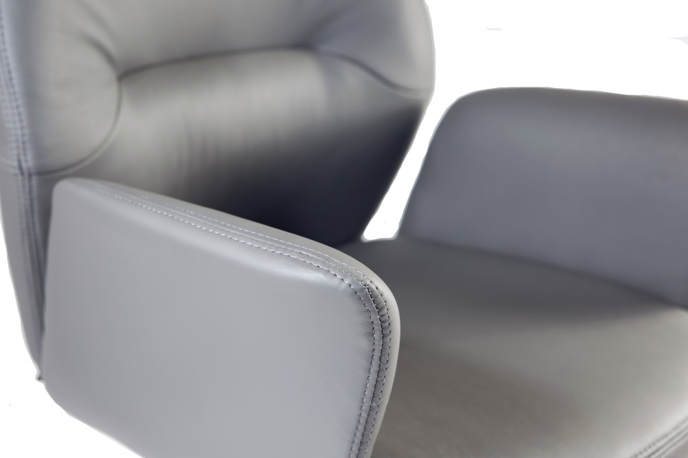 Кресло офисное Tehforward Август серый