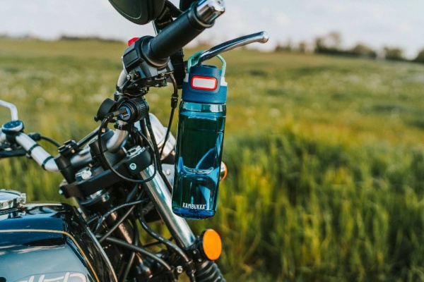 Спортивна пляшка Kambukka 11-03029 750 мл блакитний