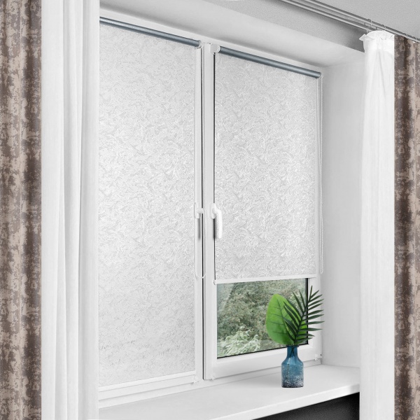 Ролета термо (blackout) Rollotex з фіксацією на струні Miracle 39x150 см біла 