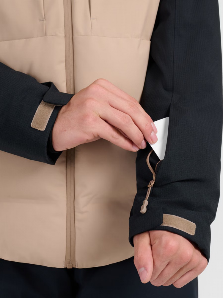 Куртка 4F TECHNICAL JACKET M0792 4FWAW25TTJAM0792-83S р.M