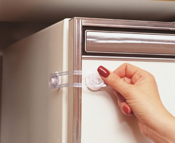 Ограничитель открытия универсальный Dream Baby F126 1 шт.