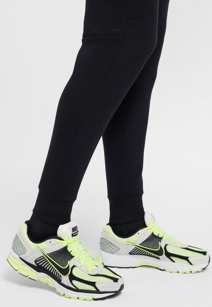 Брюки Nike M NK TCH FLC JGGR HV0959-010 р. XL черный
