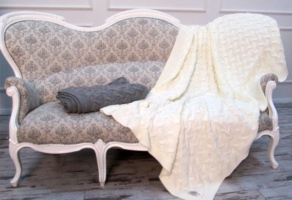 Плед Varanasi 200x220 см молочний SoundSleep 