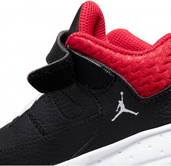 Кроссовки Jordan Jordan Max Aura 3 DA8023-006 р.US 6C черный