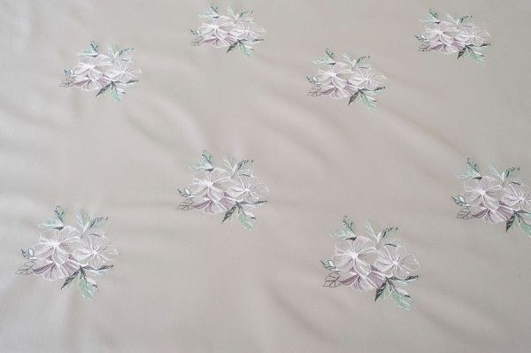 Скатерть «Весенний цвет» 457-17/00 140x160 см серый 