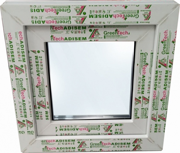 Окно поворотно-откидное GreenTech 60 500x500 мм правое 