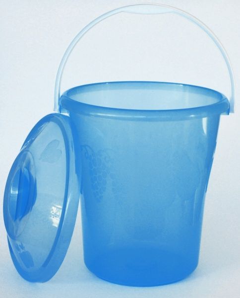 Відро зі знімною кришкою Полімердеталь Елегант 12 л блакитний 