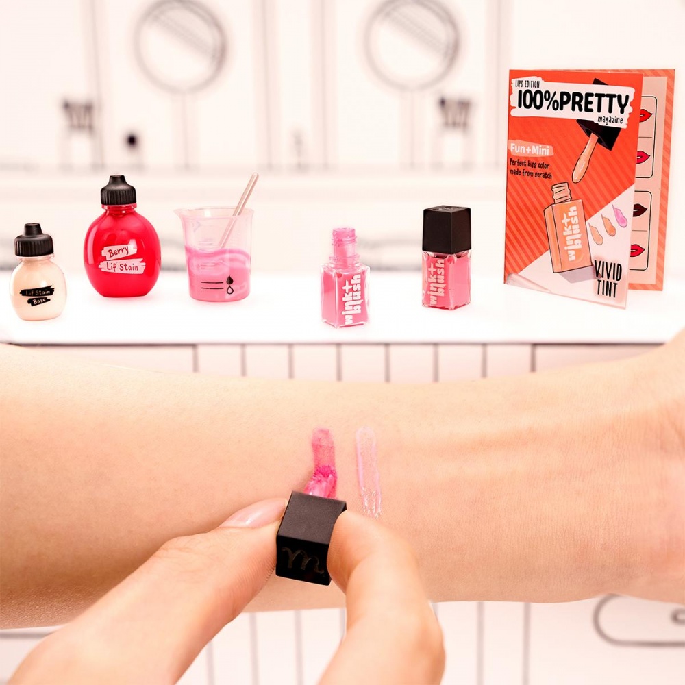 Игровой набор Miniverse Мейкап Создай косметику в ассотименте 121497