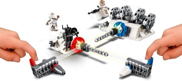 Конструктор LEGO Star Wars Боевые действия: Атака на генератор планеты Хот 7523