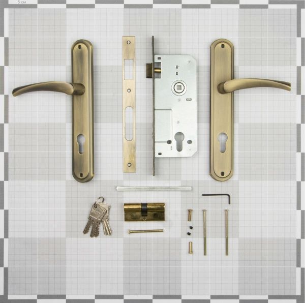 Замок врізний з ручками  BRUNO Bravo PZ 85 мм золотий/