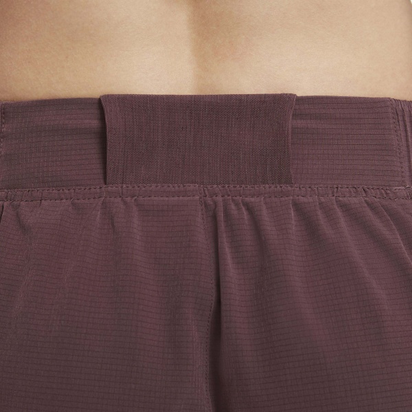 Шорти Nike W NK RUN DVN TEMPO LX SHORT DD5328-646 р. XS бордовий