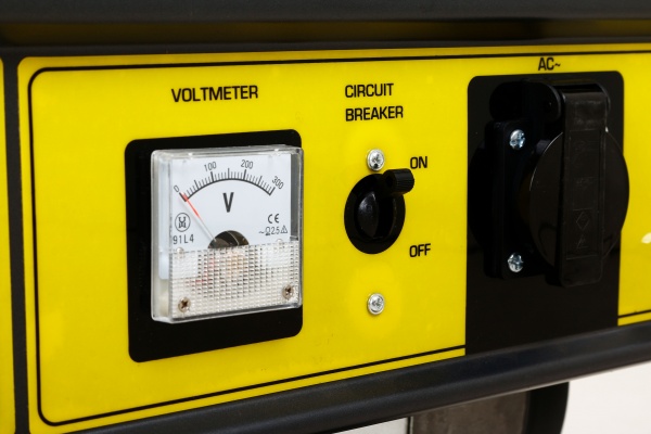 Электрогенераторная установка OKAYAMA 2,5 кВт / 2,8 кВт 230 В PT-3300 бензин