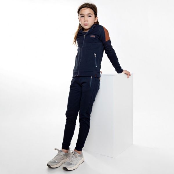 Брюки спортивні NWM р.140 чорний U44200-1 