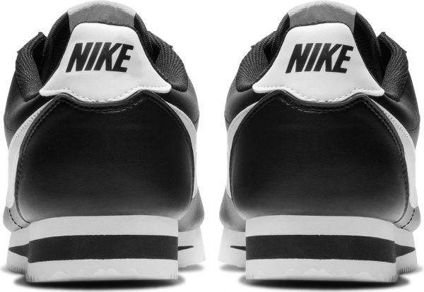 Кросівки Nike WMNS CLASSIC CORTEZ Шкіра 807471-010 р.US 8,5 чорний