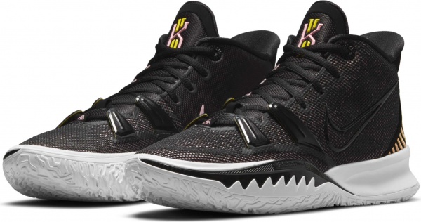 Кроссовки Nike KYRIE 7 CQ9326-005 р.US 8,5 черный