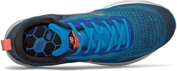 Кросівки New Balance MARISCB3 р.US 7,5 синій