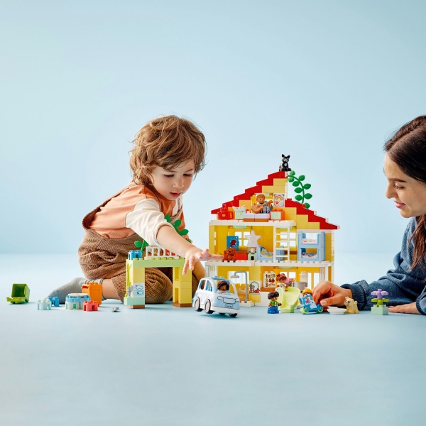 Конструктор LEGO DUPLO Сімейний будинок 3 в 1 10994