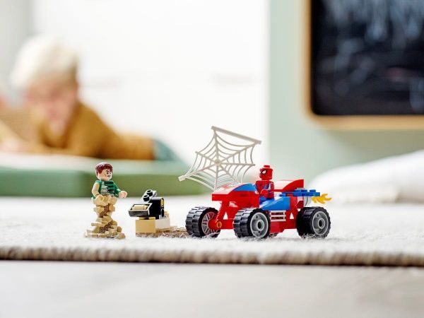 Конструктор LEGO Super Heroes Marvel Схватка Человека-Паука и Песчаной Человека 76172