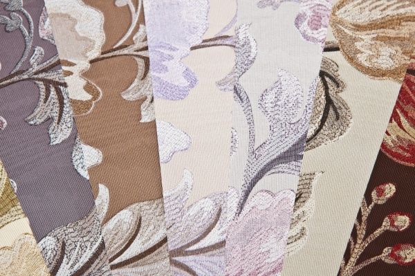 Шпалери вінілові на флізеліновій основі MEGAPOLIS 9046-26 1,06x10,05 м 