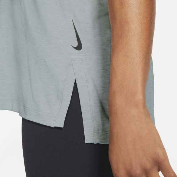 Футболка Nike M NK DF TOP SS YOGA BV4034-079 р.S сірий