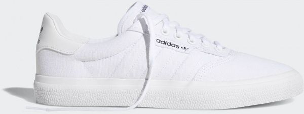 Кроссовки Adidas 3MC B22705 р.UK 6 белый
