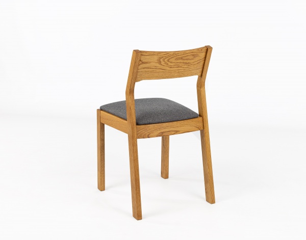 Стул обеденный Марко медовый Fabric Lab Beretta 21 темно-серый / дуб