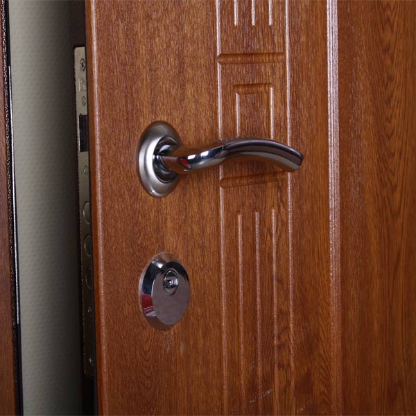 Двері вхідні Кордон Стандарт 686 960х2050х68 праві