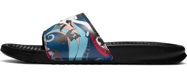 Тапочки для басейна Nike Benassi 