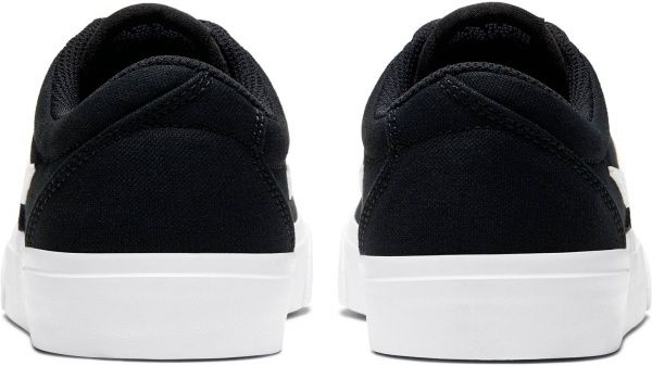 Кросівки Nike SB CHARGE CNVS (GS) CQ0260-004 р.US 4,5Y чорний