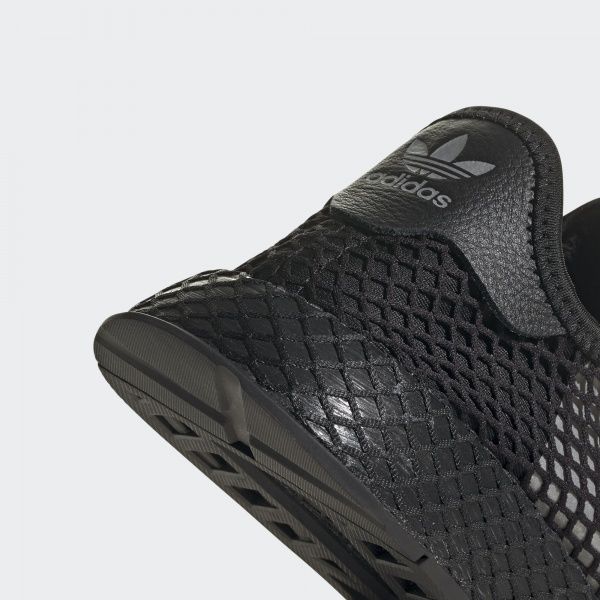 Кроссовки Adidas DEERUPT RUNNER EG5355 р.9,5 черный