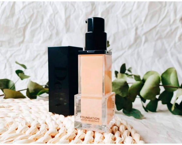 Крем тональний Delfy Foundation Water Resistant 10 natural 35 мл